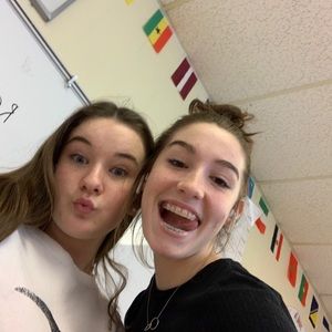 Meet your Posher, Ella